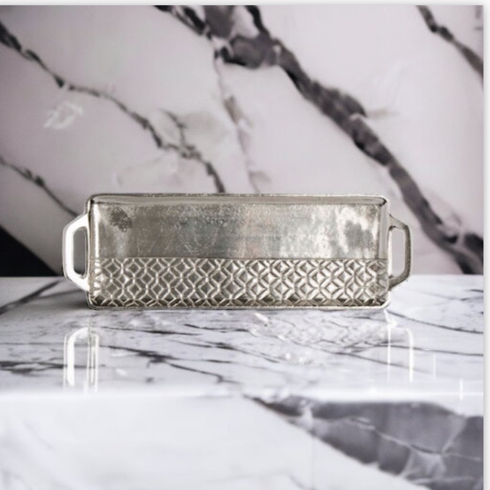 home Essentials Tray